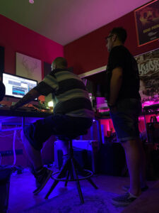 Studio di registrazione Wonderland Studio Recording sala regia con Kaio