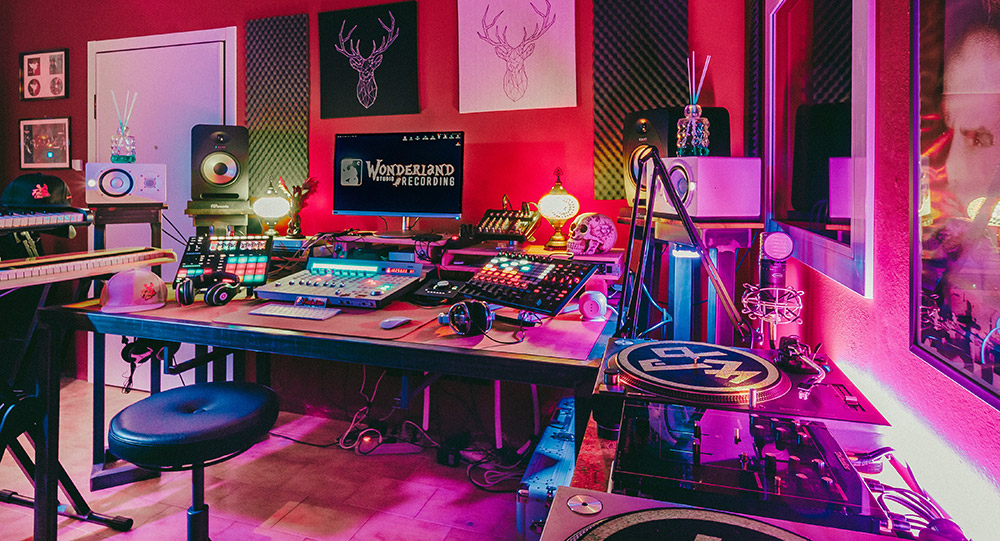 Studio di registrazione Wonderland Studio Recording sala regia